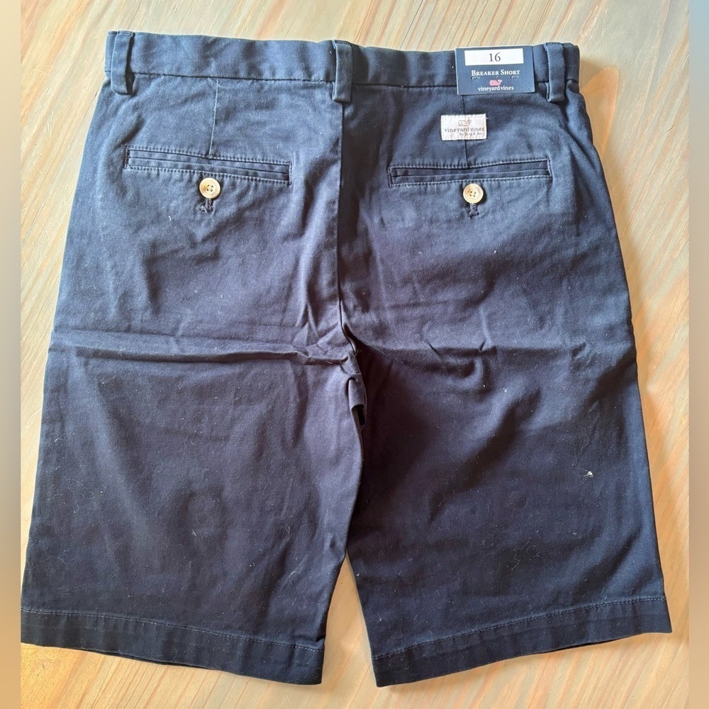 NWT Vineyard Vines Boy’s 9” Breaker Short in Nautical Blue Size 16 - Picture 2 of 6